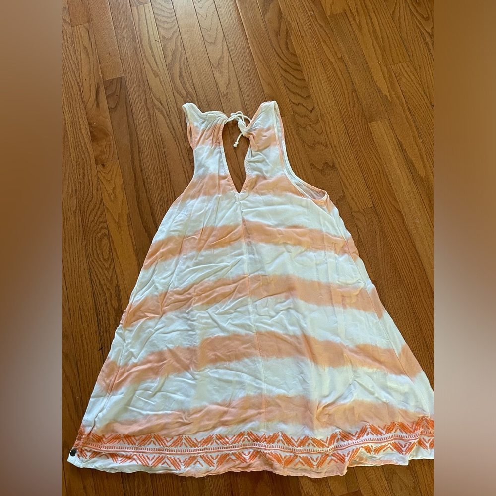 Beach Roxy cover up